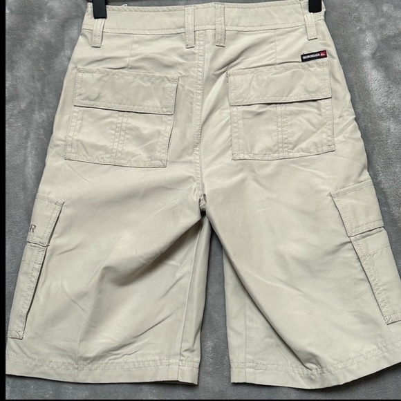Quiksilver Tan/Green Cargo Shorts Knee Length Snap Close Cargo Pocket Waist 24 - Picture 3 of 14